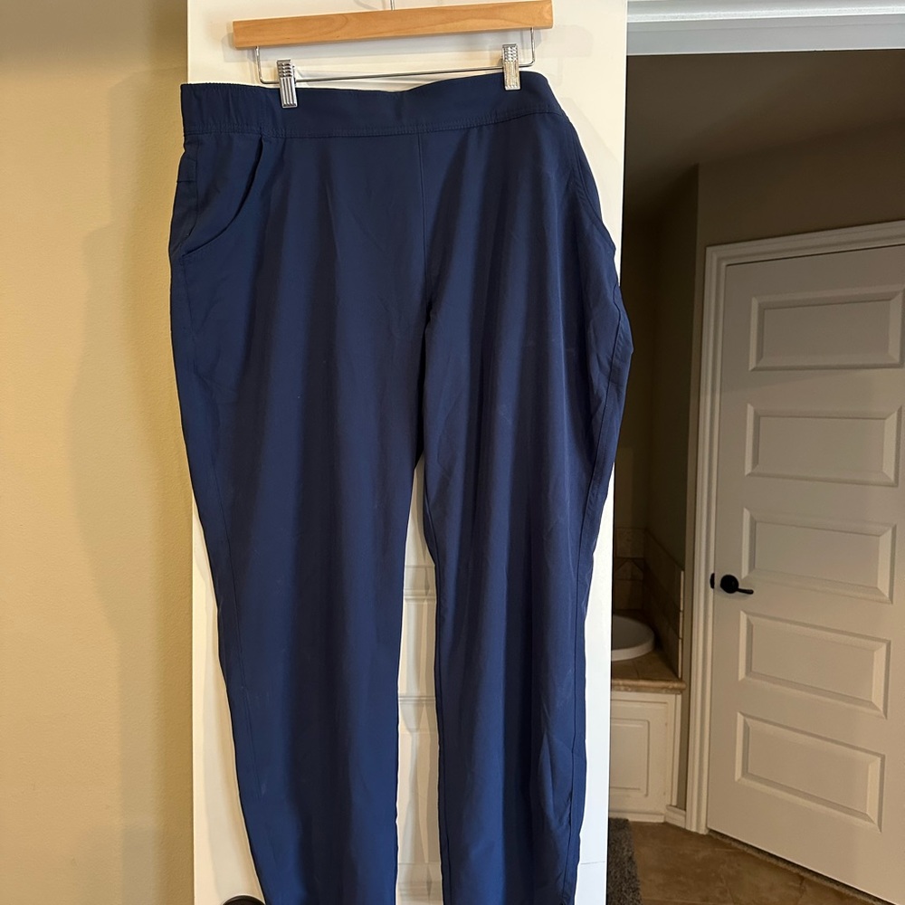 Eddie Bauer Women's Straight Leg Pants - Navy Blue
